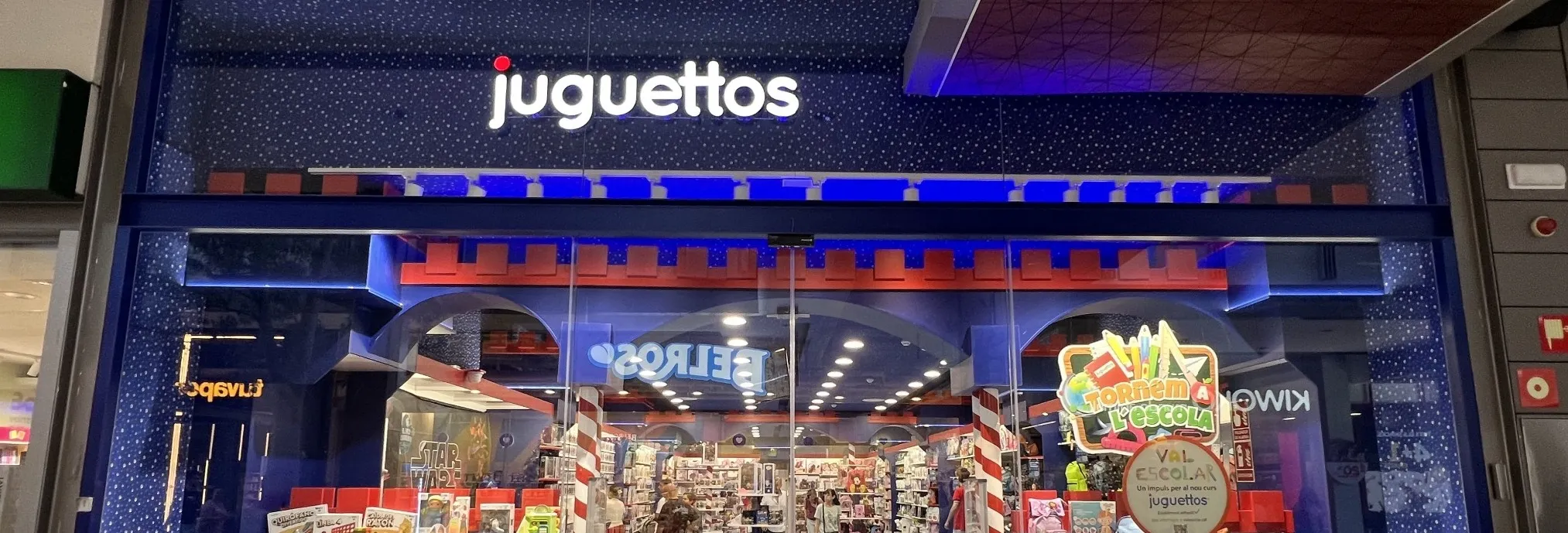 El centro comercial Splau da la bienvenida a la nueva boutique de Juguettos