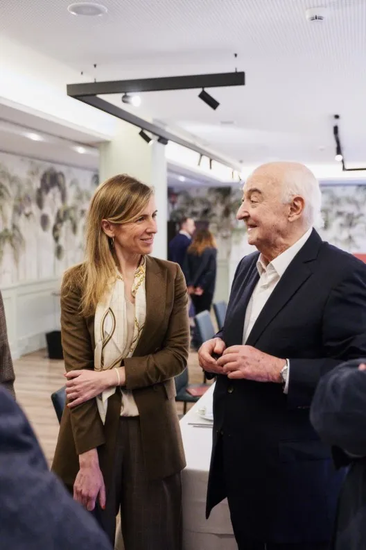 Intermediaconfidencial Groenlandiaintermedia 