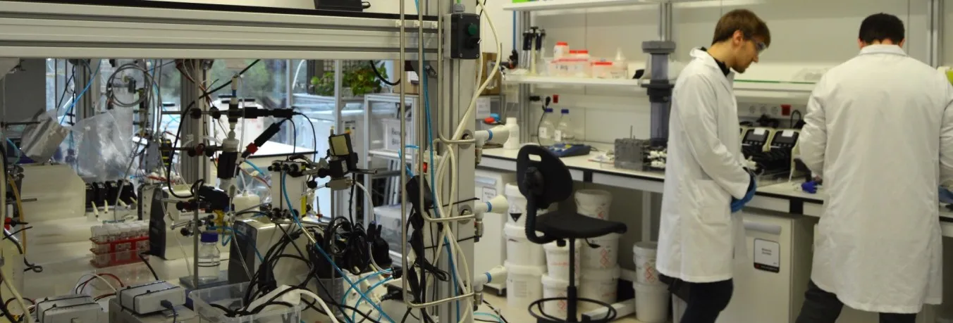 Laboratoris d'aigües de Leitat en la seu de Terrassa